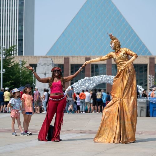 Edmonton International Street Performers Festival