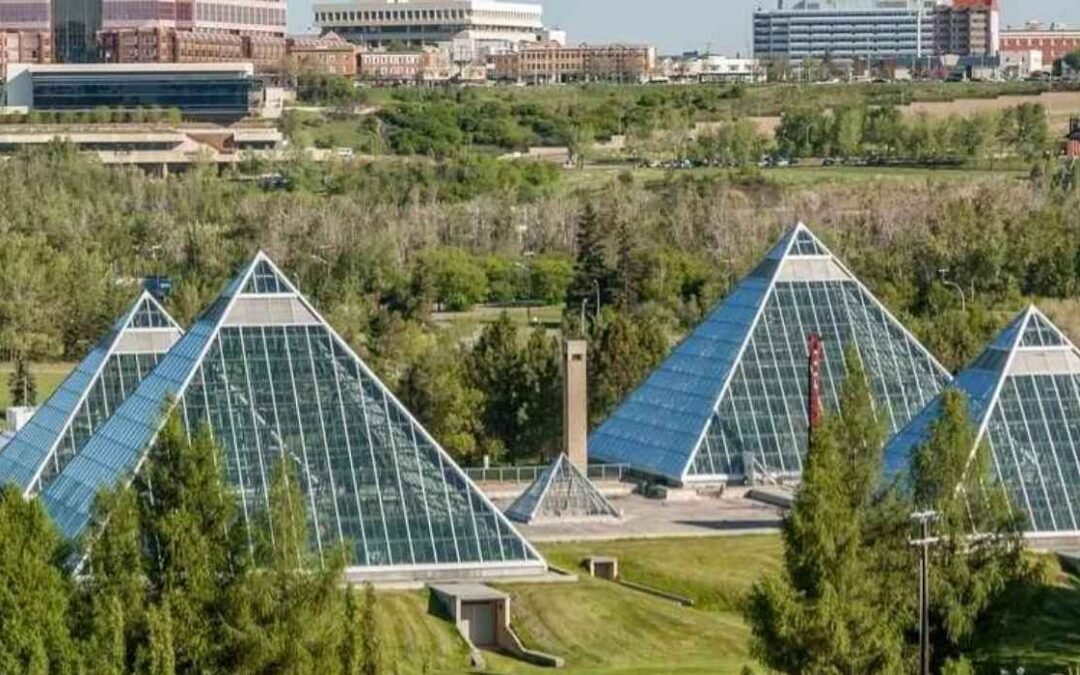 21 Amazing Tourist Attractions in Edmonton, Alberta
