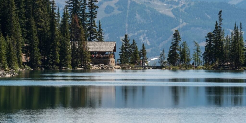 Lake Agnes Tea House