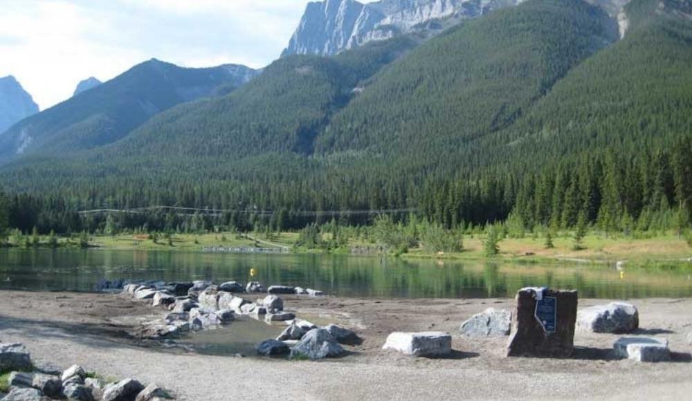 Quarry Lake hiking trails in Canmore.