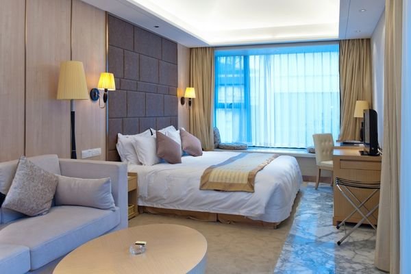 where to stay in Edmonton image